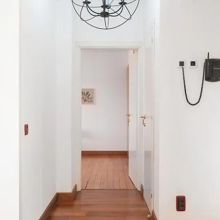 Roca House Appartement *